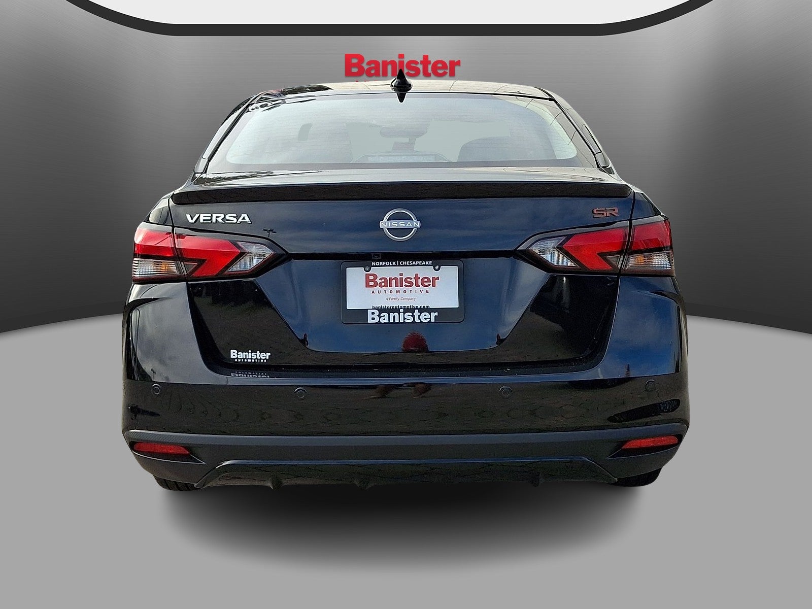 2025 Nissan Versa SR