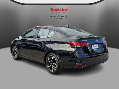 2025 Nissan Versa SR