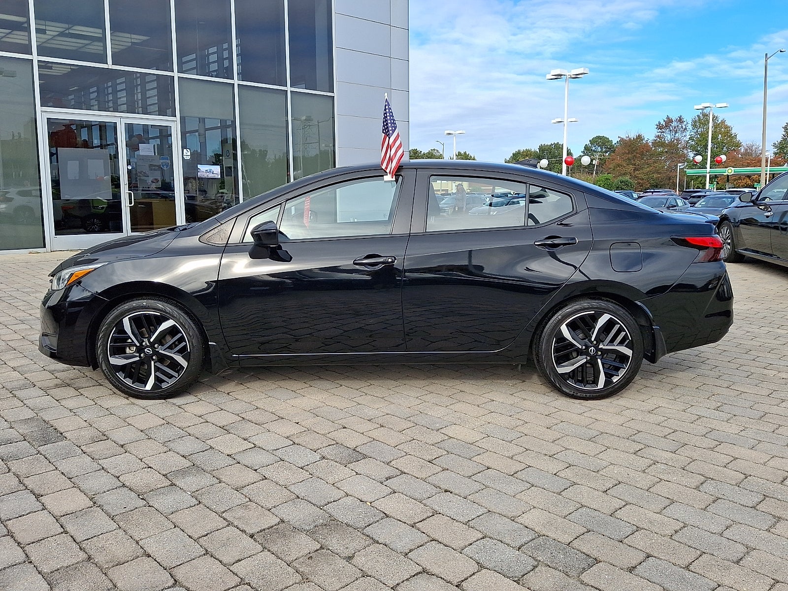 2025 Nissan Versa SR