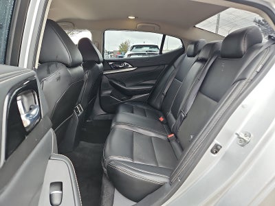 2022 Nissan Maxima SV