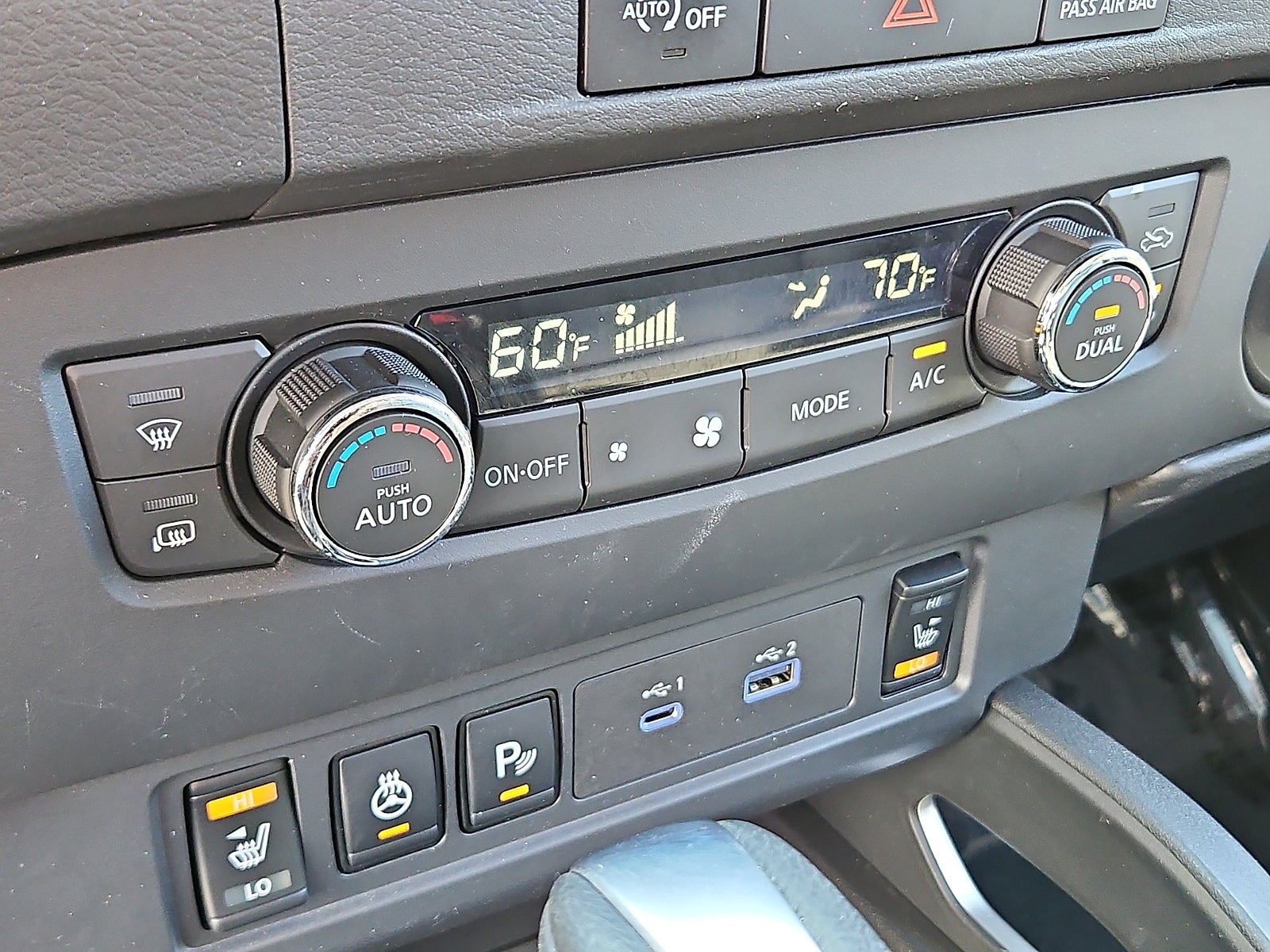 2024 Nissan Frontier SL
