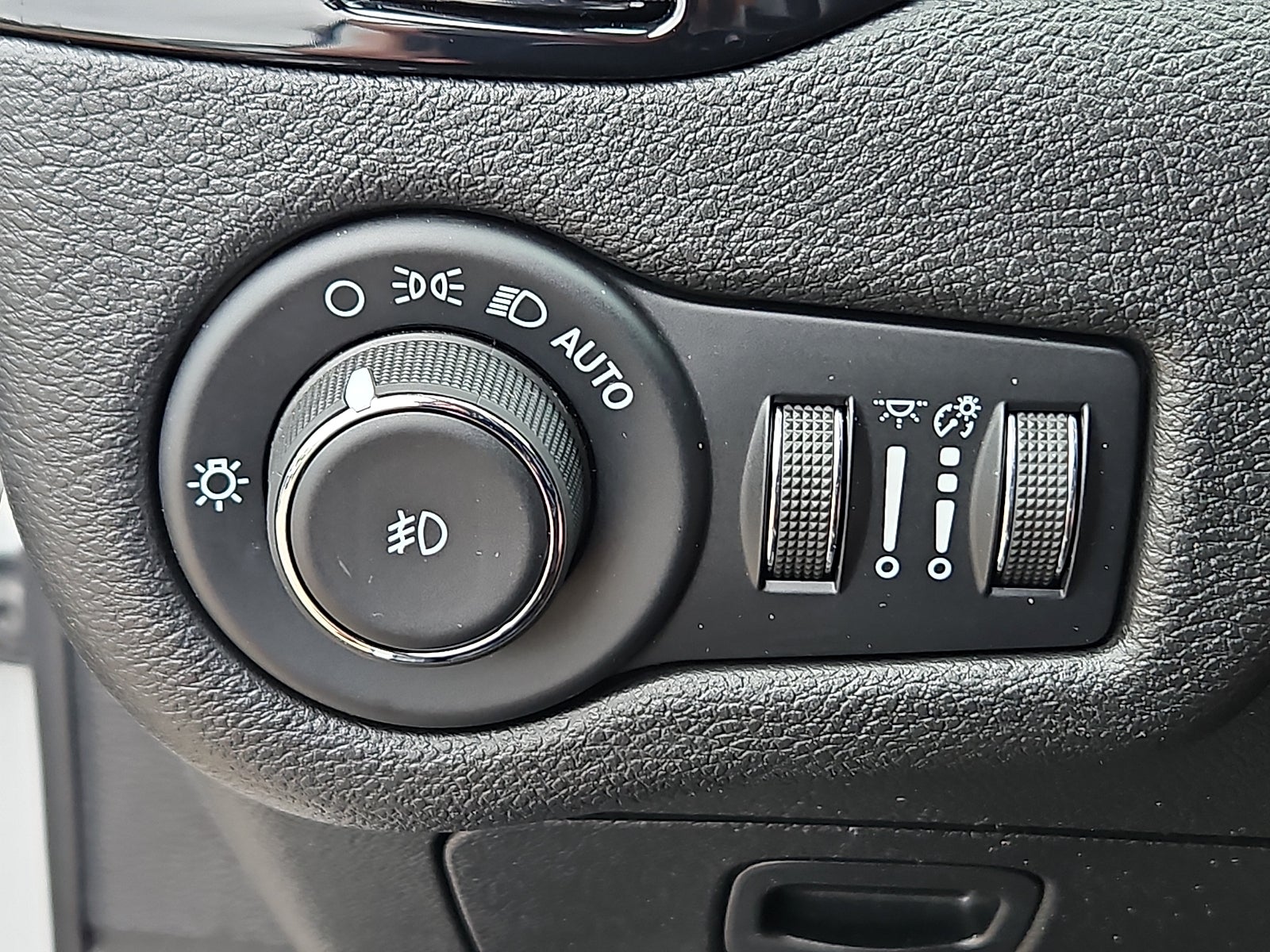 2021 Jeep Cherokee Altitude FWD