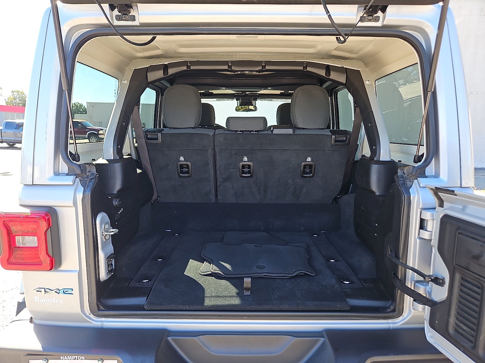 2024 Jeep Wrangler 4xe Sahara 4xe
