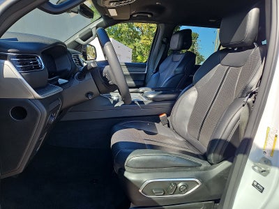 2024 Jeep Wagoneer L Series II 4x4