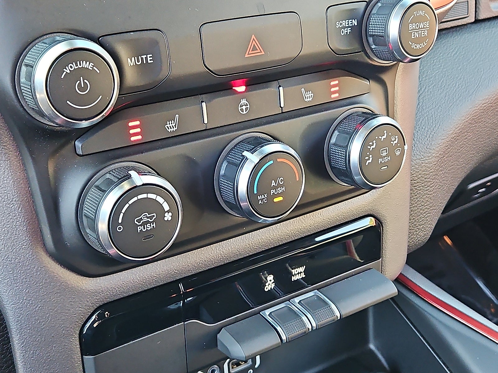 2022 RAM 1500 Rebel Crew Cab 4x4 5'7' Box