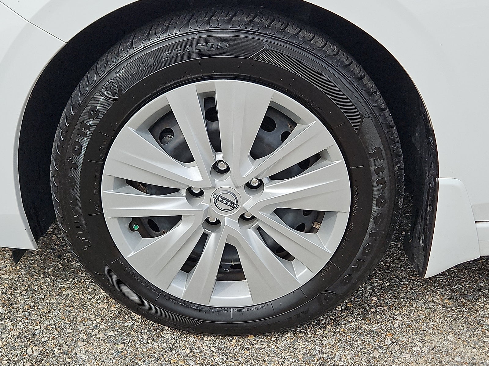 2024 Nissan Sentra S Xtronic CVT