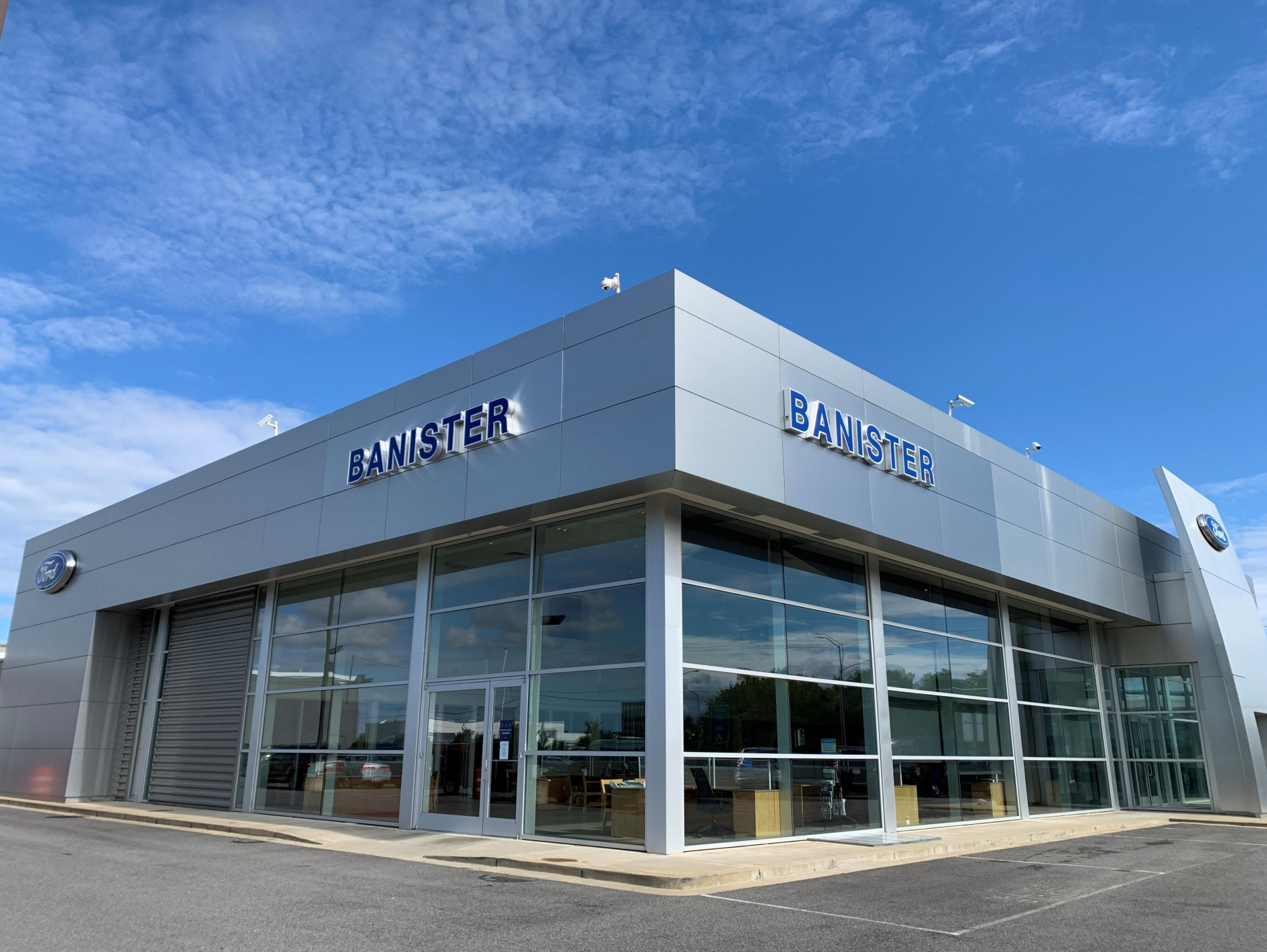 Exterior of Banister Ford Dealership